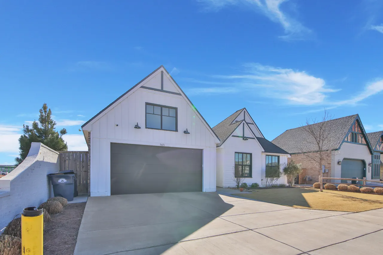 Photo 2 — 3421 125th  Street, Lubbock, TX 79423