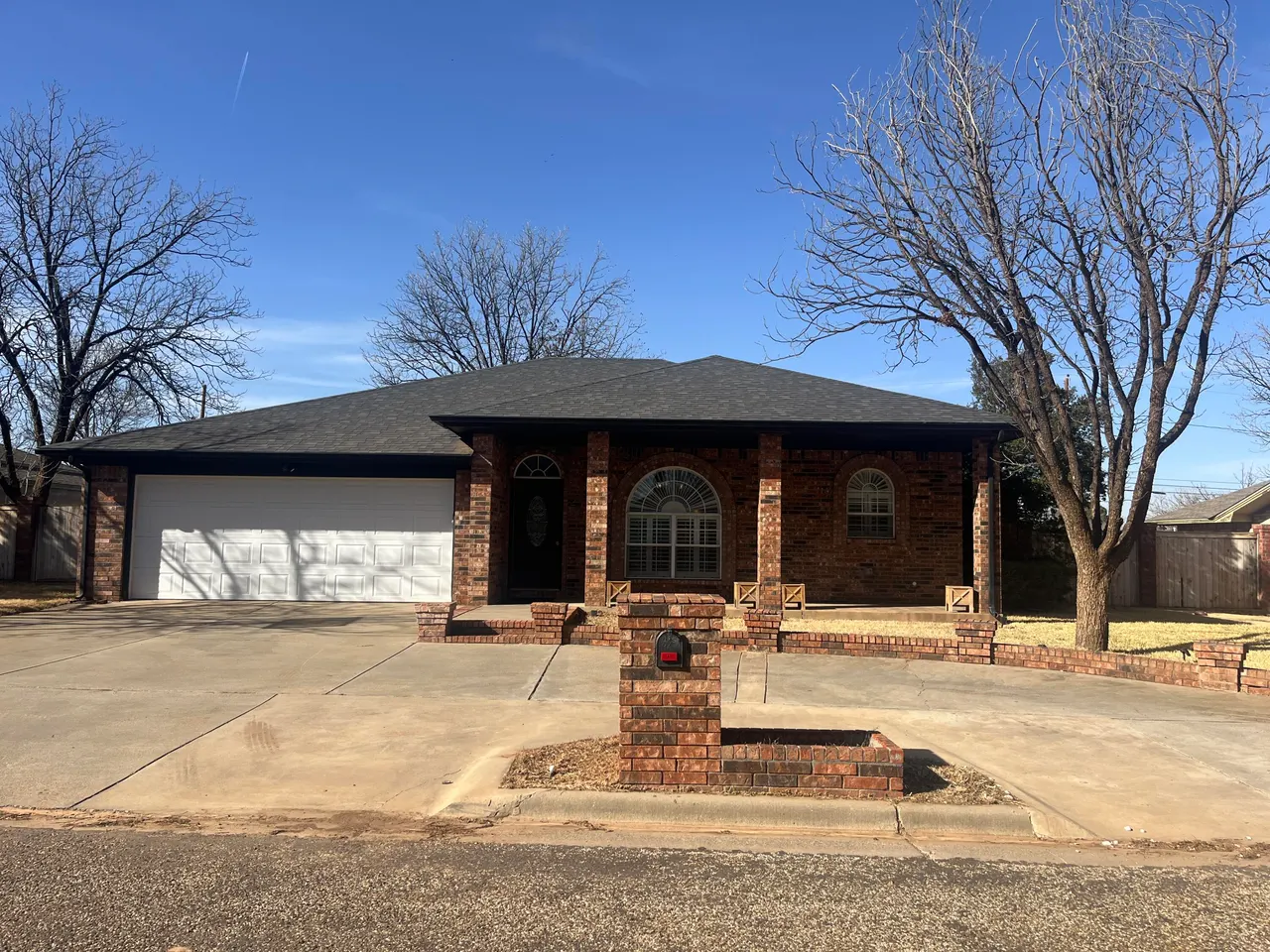 Front exterior — 2222 S 2nd Place, Lamesa, TX 79331
