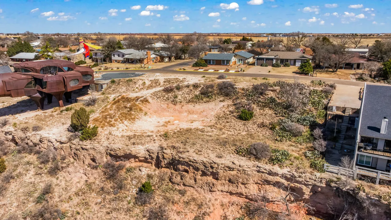 Photo 13 — 87 E Canyonview Drive, Ransom Canyon, TX 79366