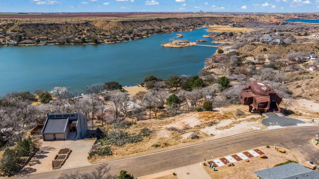 Photo 2 — 87 E Canyonview Drive, Ransom Canyon, TX 79366