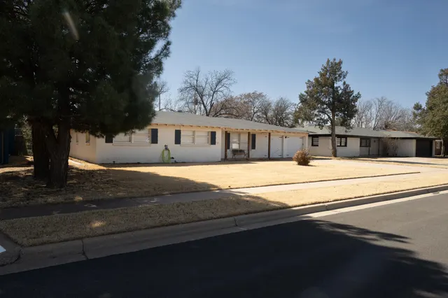 Photo 3 — 2305 57th Street, Lubbock, TX 79412