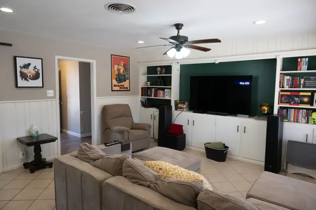 Photo 8 — 2305 57th Street, Lubbock, TX 79412