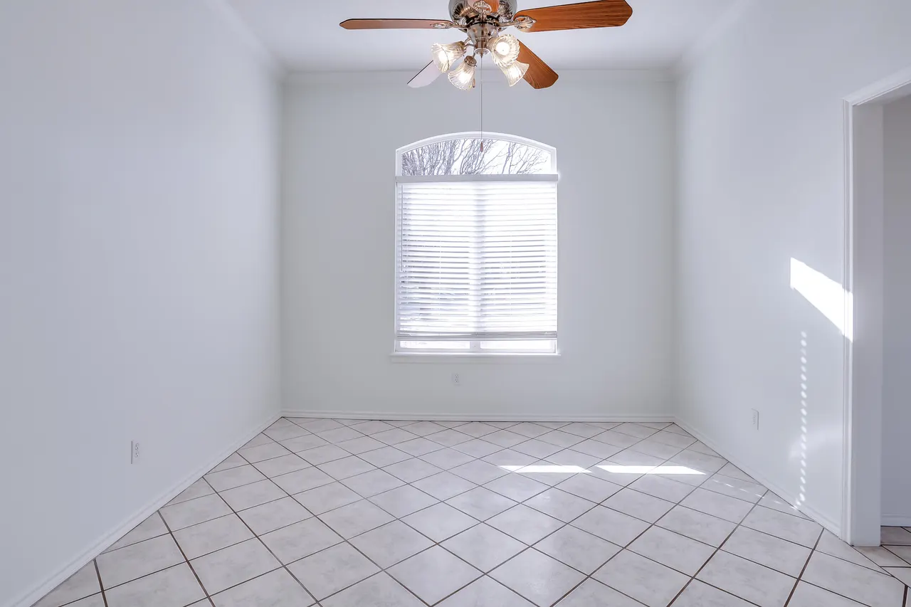 Photo 10 — 7807 Prentiss Avenue, Lubbock, TX 79424