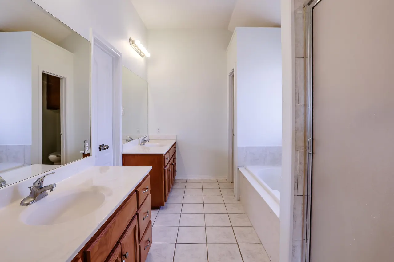 Photo 13 — 7807 Prentiss Avenue, Lubbock, TX 79424