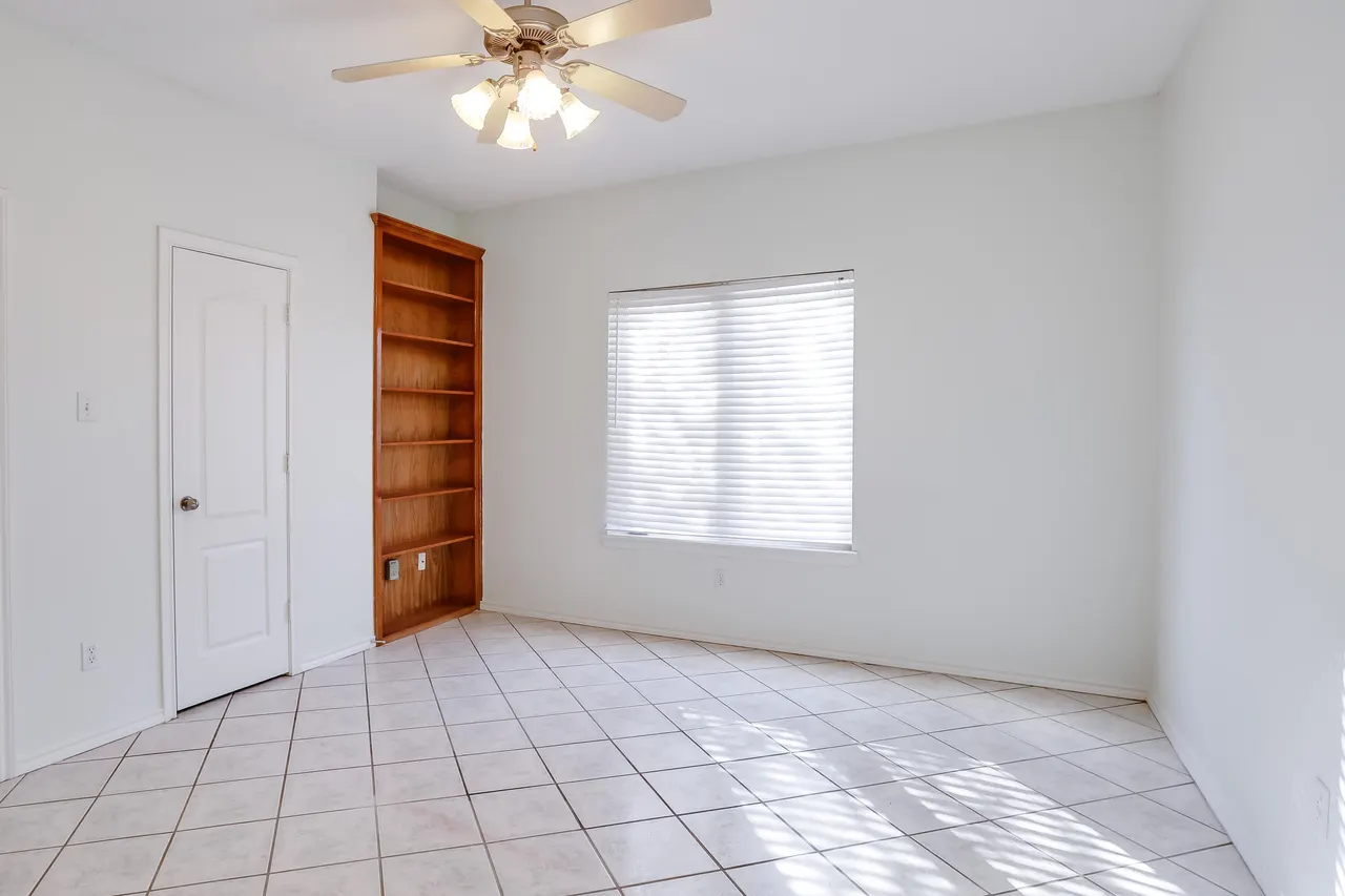 Photo 19 — 7807 Prentiss Avenue, Lubbock, TX 79424