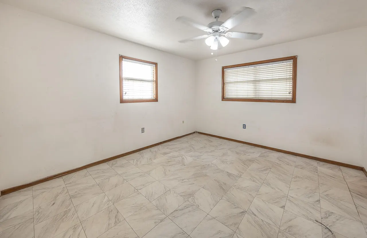 Photo 19 — 505 Owen Street, Lubbock, TX 79403