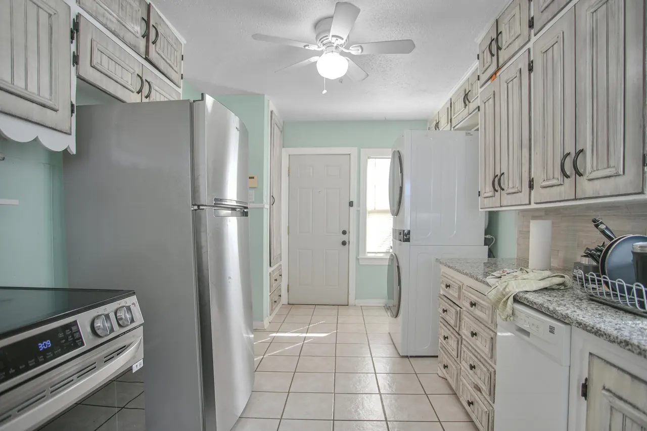 Photo 16 — 3013 28th Street, Lubbock, TX 79410