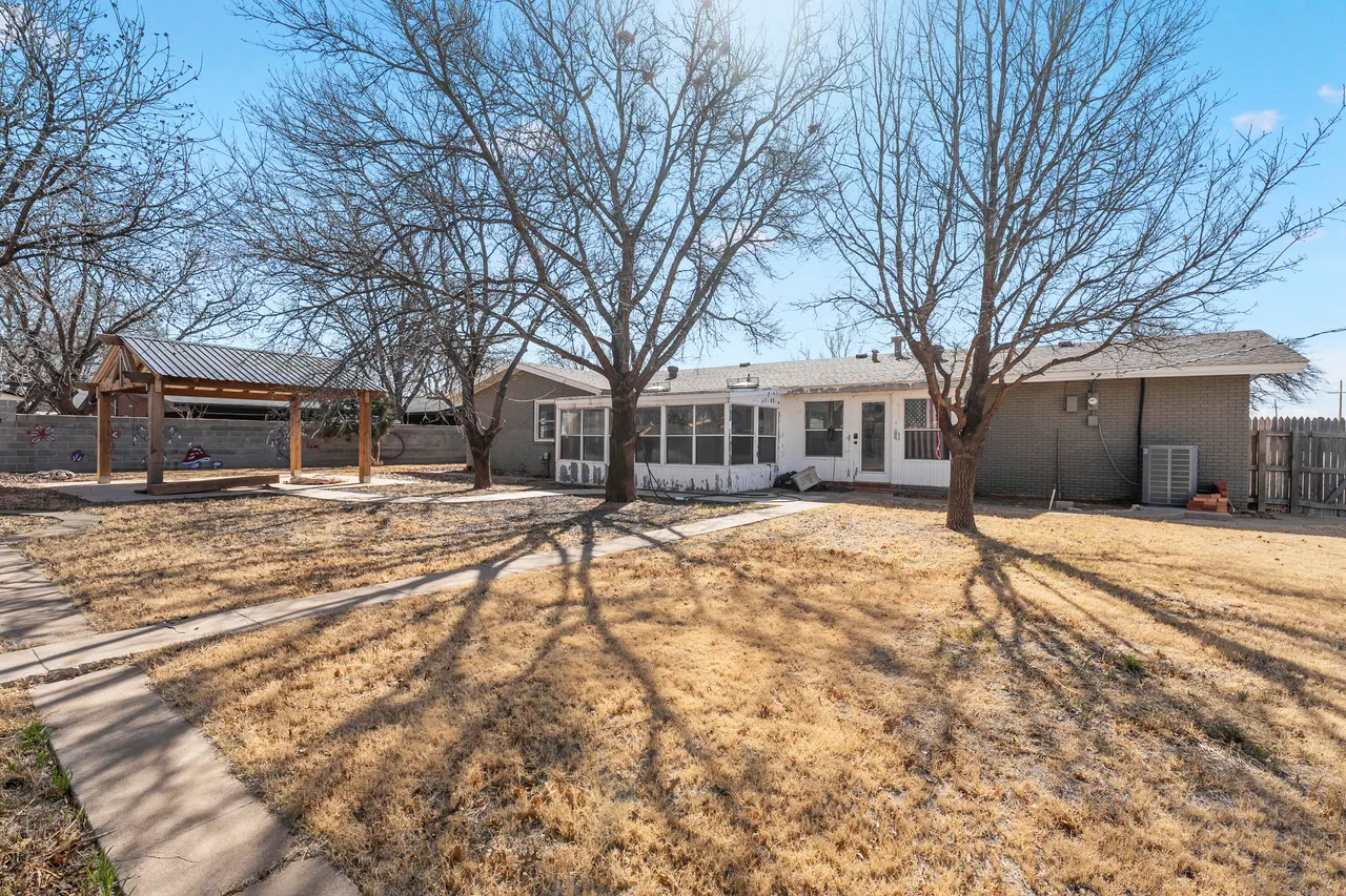 Photo 20 — 1201 8th Street, Shallowater, TX 79363