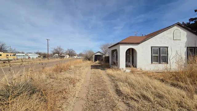 Photo 3 — 800 S 10th Street, Slaton, TX 79364