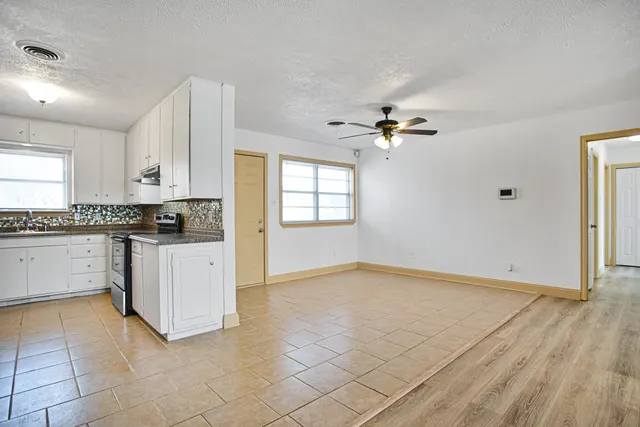 Photo 5 — 2528 71st Street, Lubbock, TX 79413