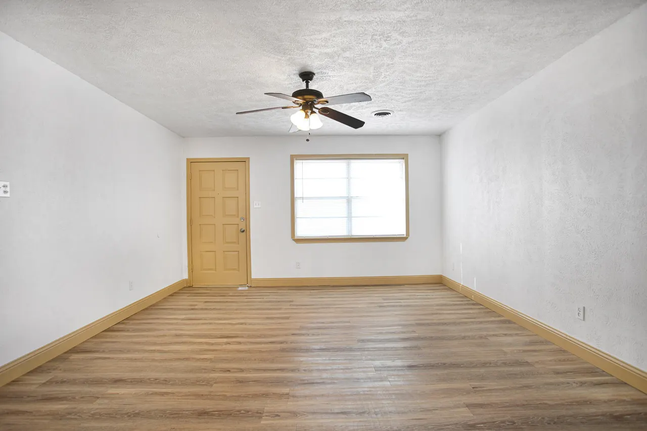 Photo 12 — 2528 71st Street, Lubbock, TX 79413
