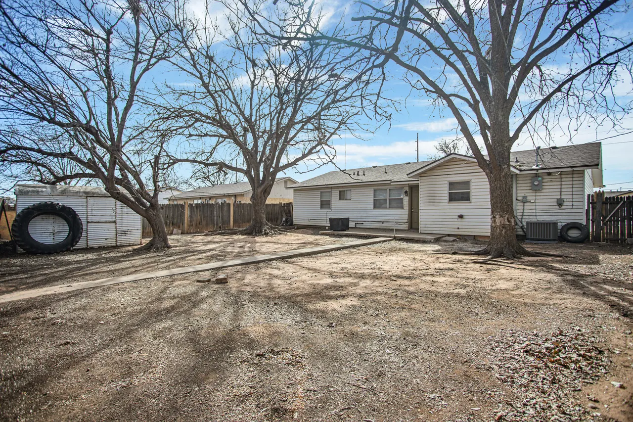 Photo 31 — 2528 71st Street, Lubbock, TX 79413