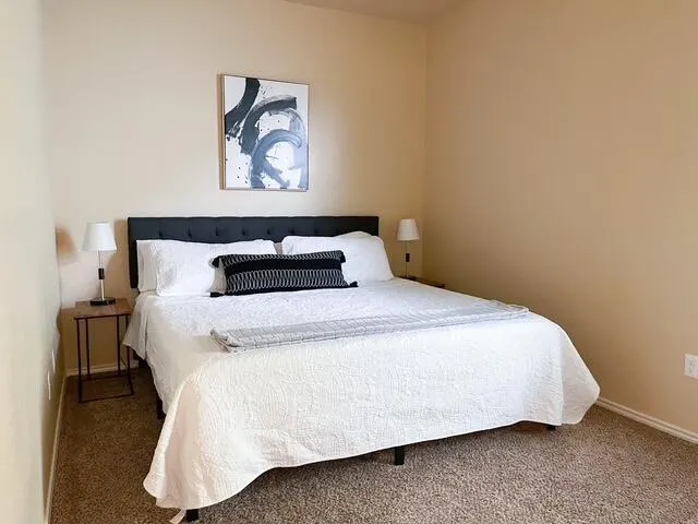 Photo 12 — 2116 10th Street, Lubbock, TX 79401