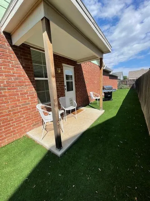 Photo 16 — 2116 10th Street, Lubbock, TX 79401