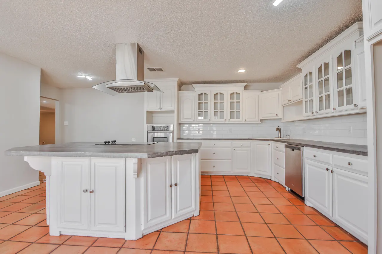 Photo 10 — 5437 45th Street, Lubbock, TX 79414