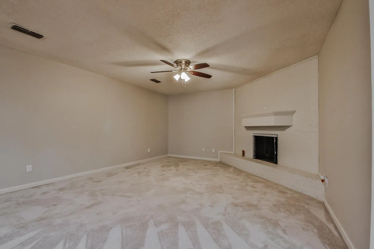 Photo 13 — 5437 45th Street, Lubbock, TX 79414