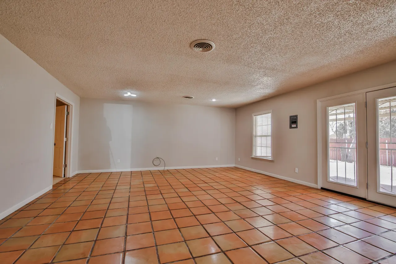 Photo 15 — 5437 45th Street, Lubbock, TX 79414