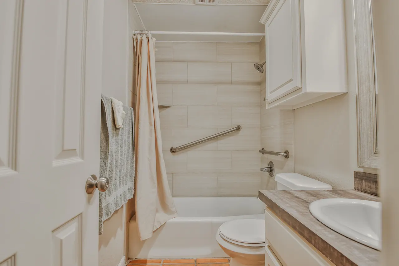 Photo 38 — 5437 45th Street, Lubbock, TX 79414