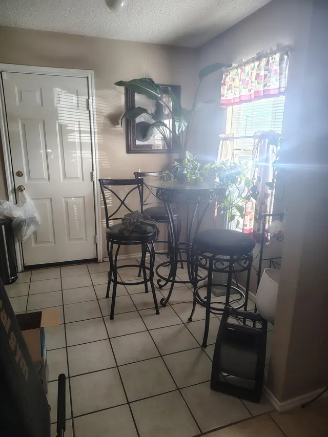 Photo 4 — 306 81st Street, Lubbock, TX 79404
