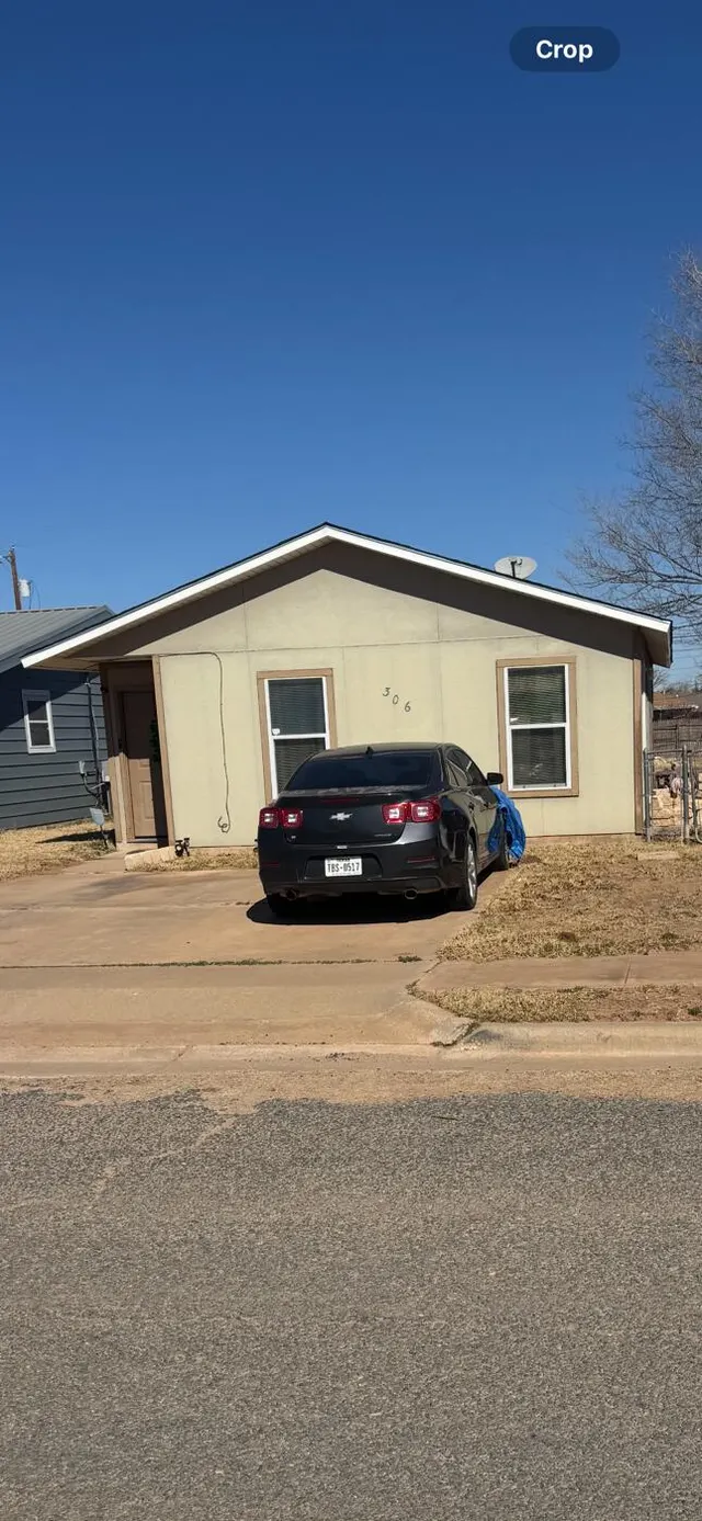 Photo 2 — 306 81st Street, Lubbock, TX 79404