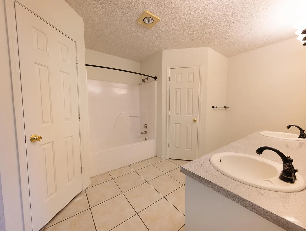 Photo 12 — 6109 13th Street, Lubbock, TX 79416