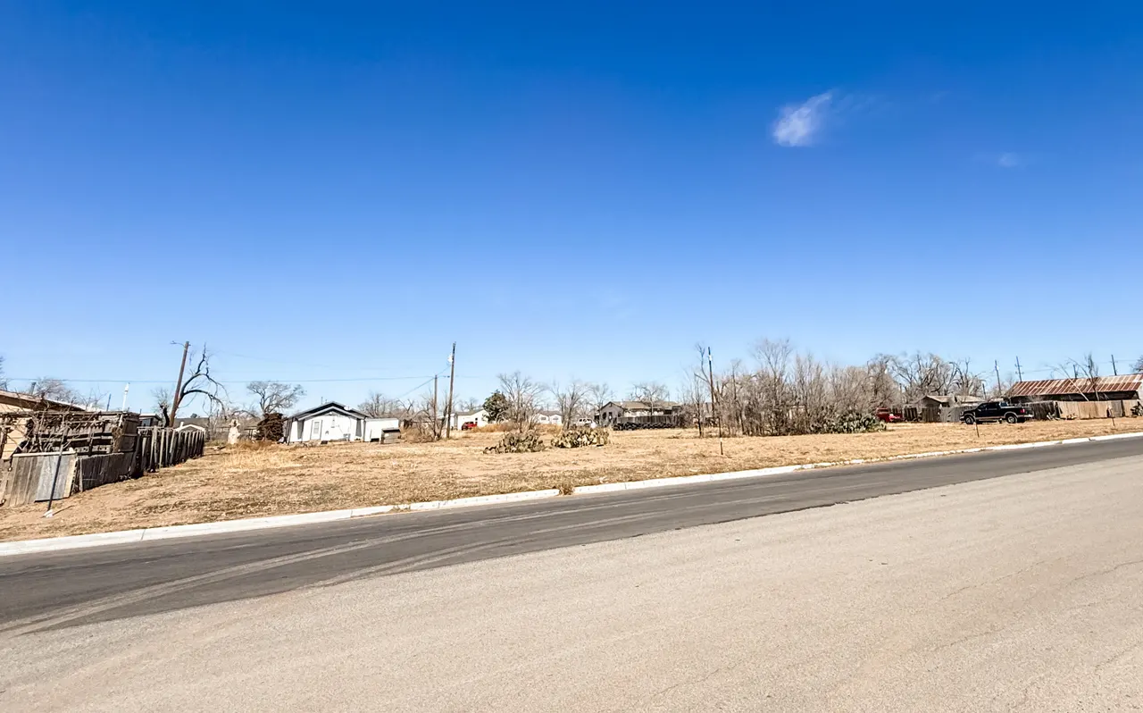 Photo 2 — 7316 26th Street, Lubbock, TX 79407