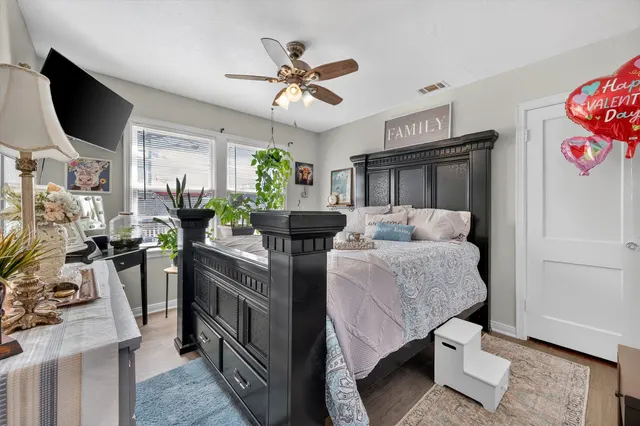 Photo 7 — 2003 33rd Street, Lubbock, TX 79411