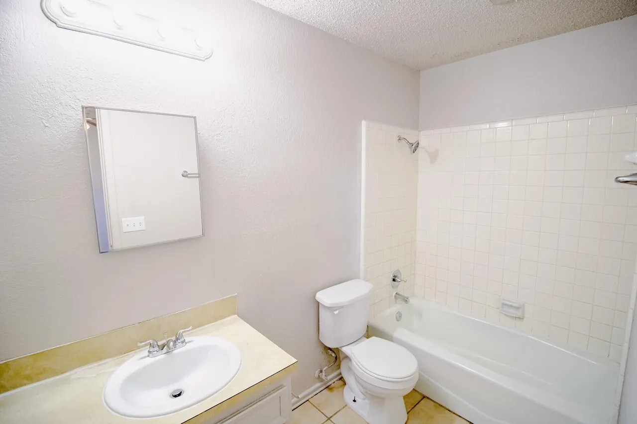 Photo 10 — 7404 Avenue W, Lubbock, TX 79423
