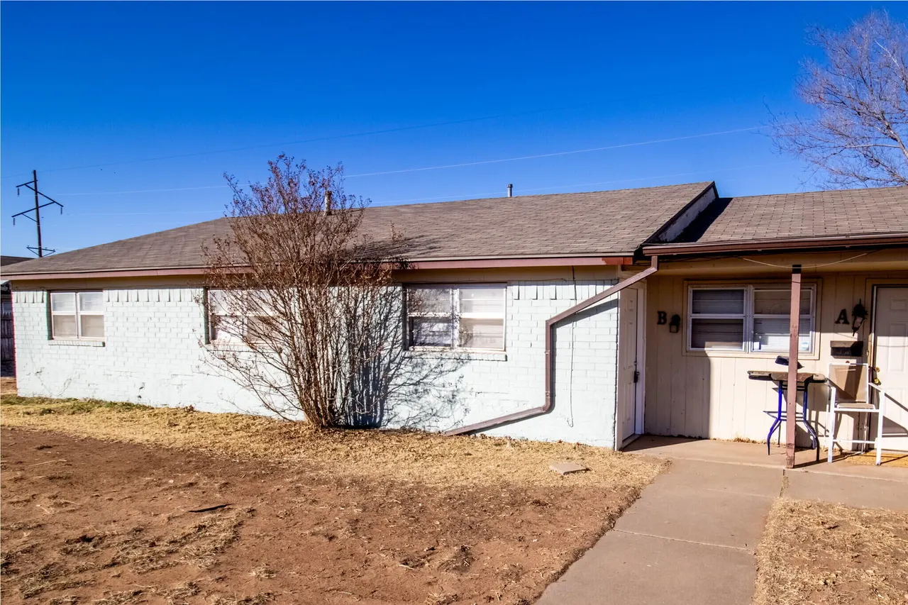 Front exterior — 7404 Avenue W, Lubbock, TX 79423