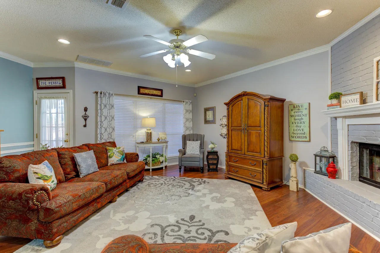 Photo 2 — 118 N Vicksburg Avenue, Lubbock, TX 79416
