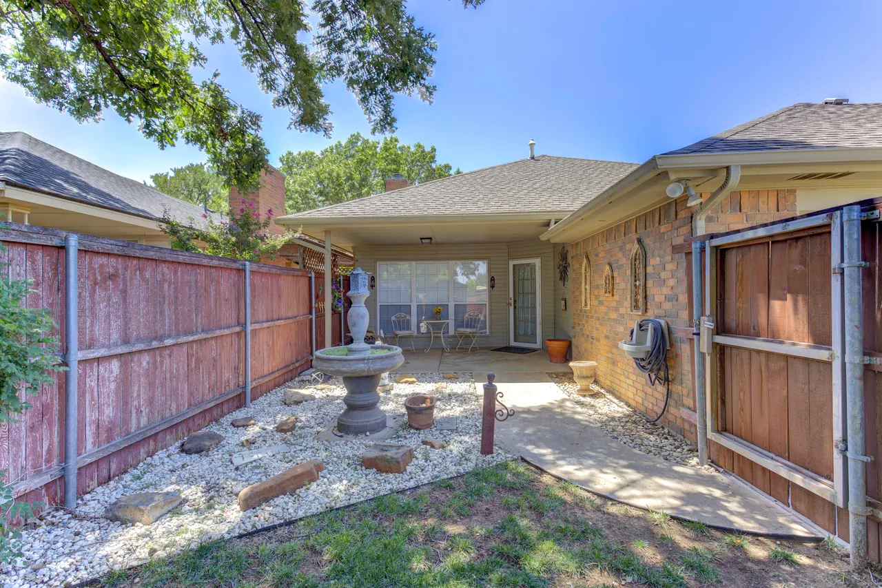 Photo 37 — 118 N Vicksburg Avenue, Lubbock, TX 79416