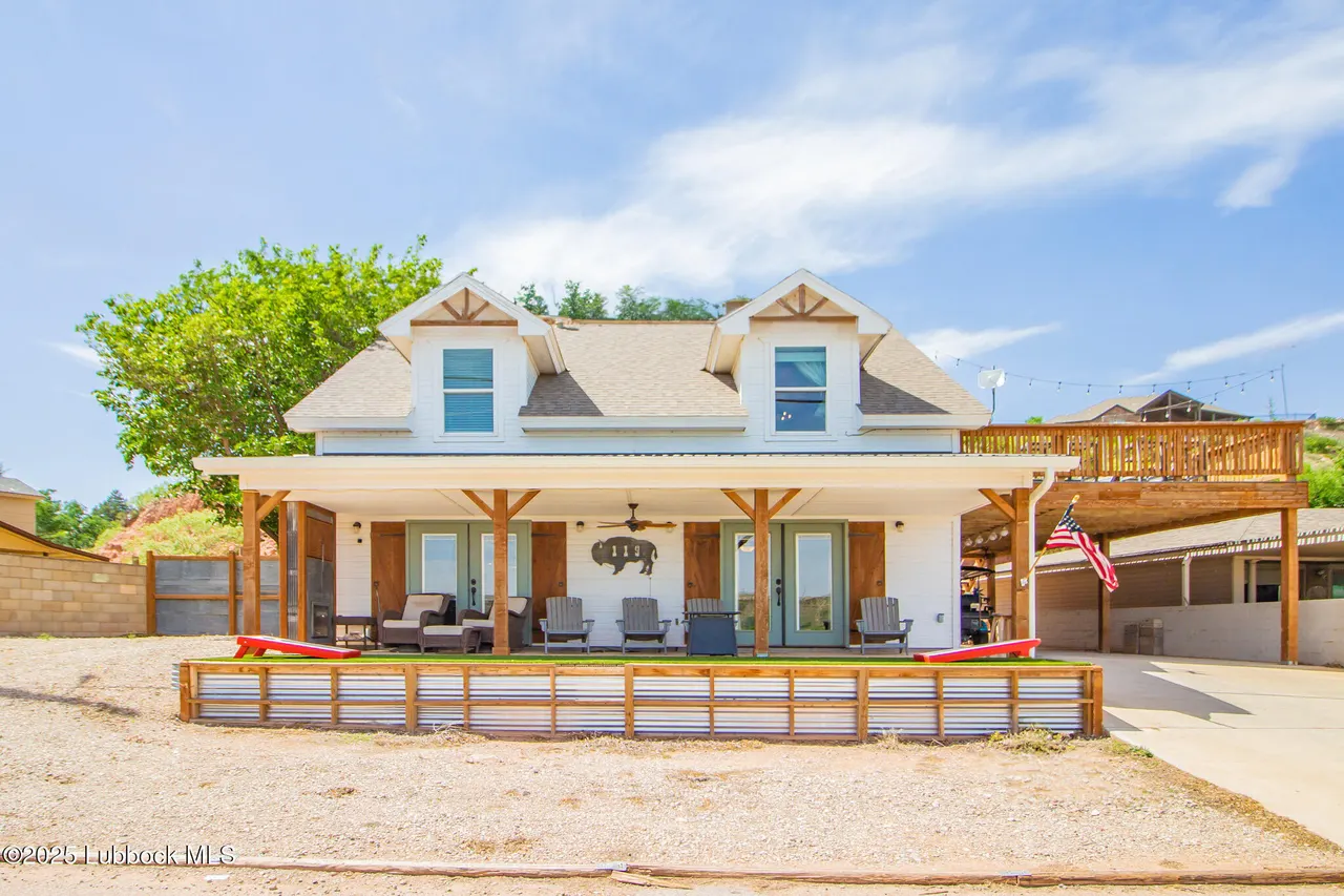 Front exterior — 119 Pony Express Trail, Lubbock, TX 79404