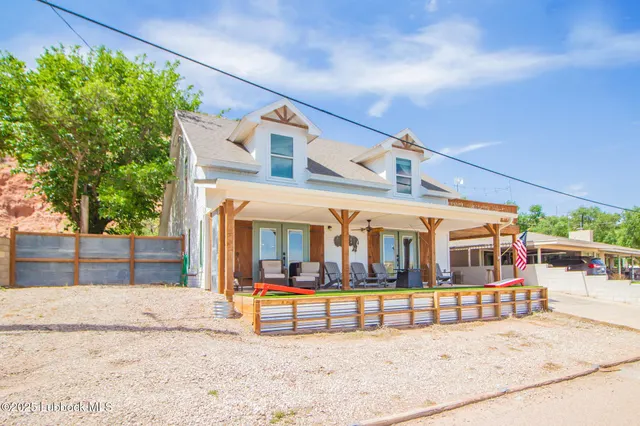 Photo 2 — 119 Pony Express Trail, Lubbock, TX 79404