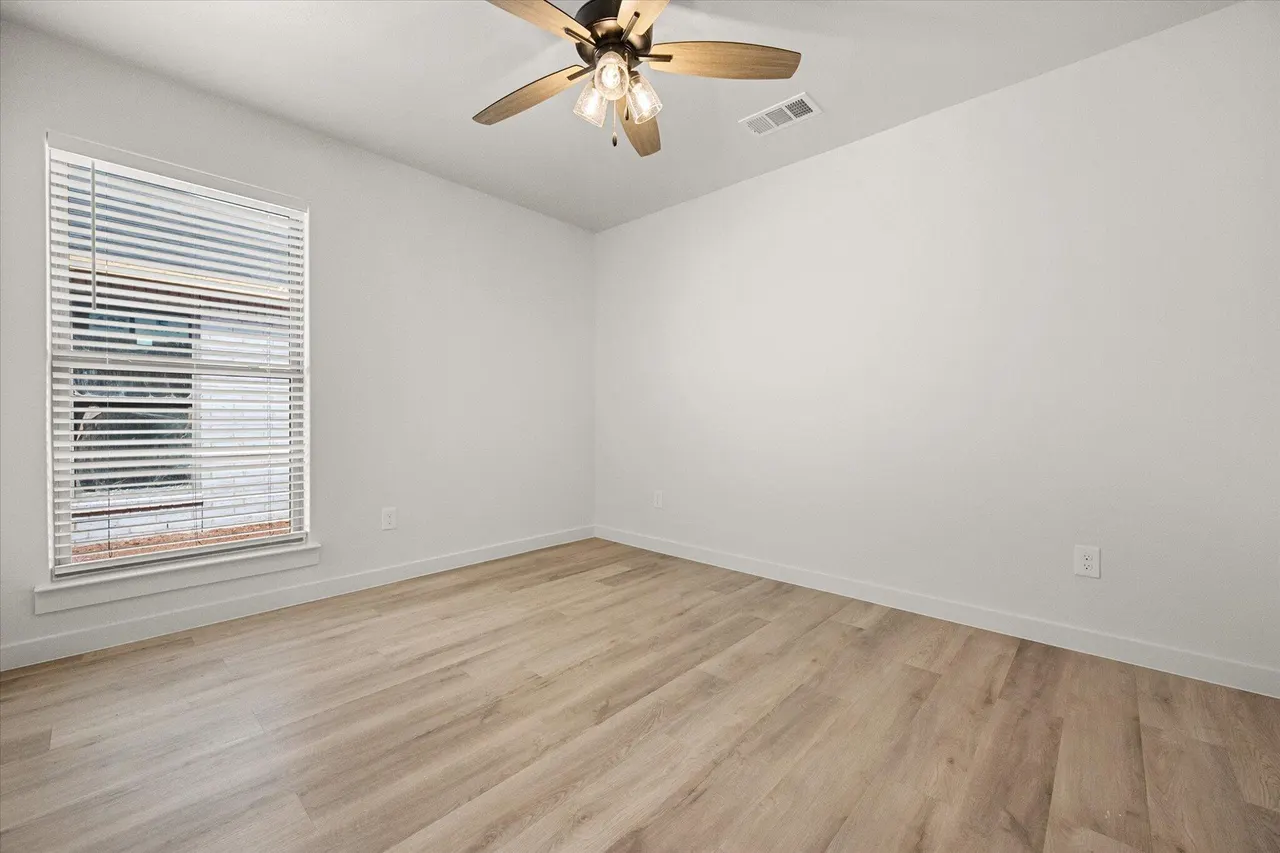 Photo 16 — 2426 Aberdeen Avenue, Wolfforth, TX 79382