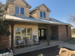 Sold home at 68 North Ridge Drive