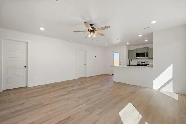 Photo 6 — 5526 Rice Street, Lubbock, TX 79416