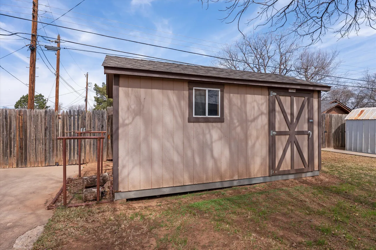 Photo 33 — 908 W Main Street, Post, TX 79356