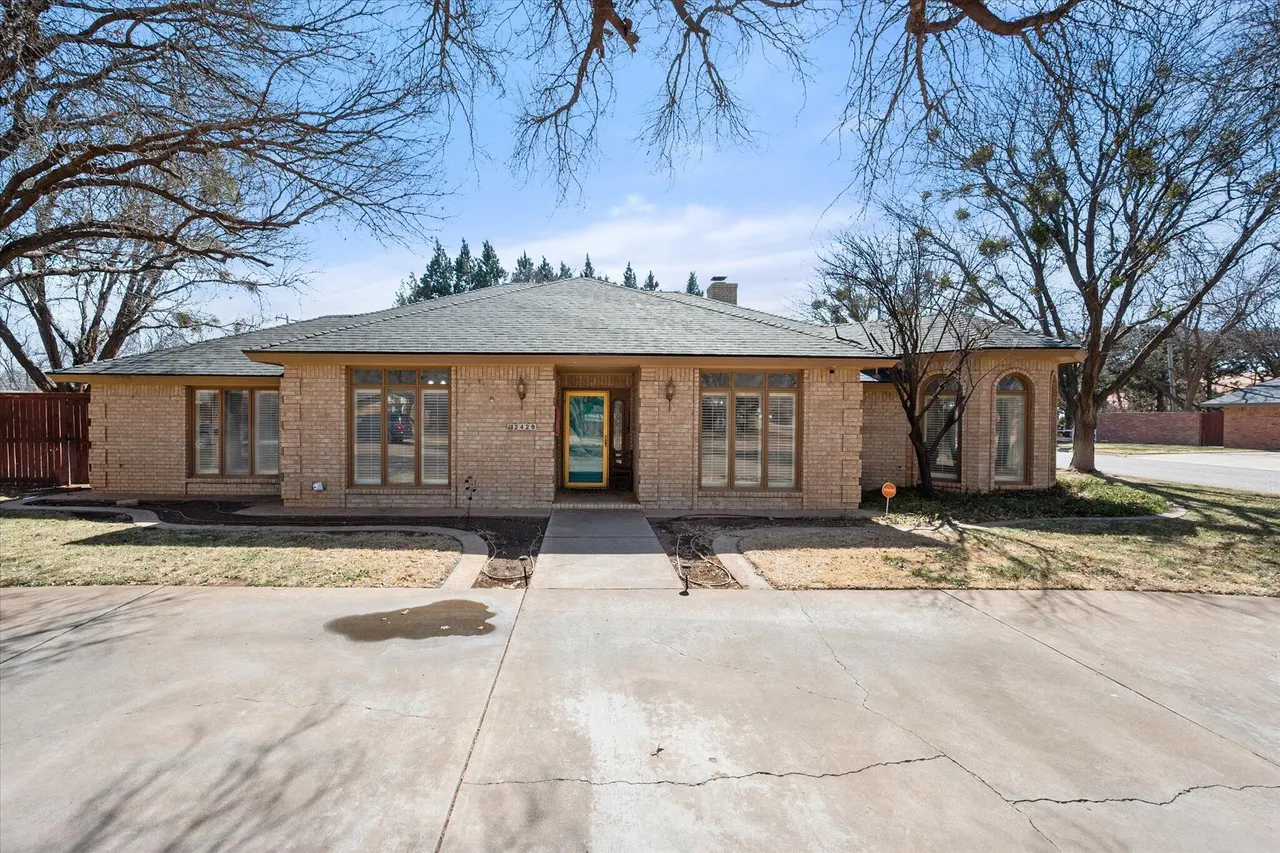 Front exterior — 2429 N 1st Street, Tahoka, TX 79373