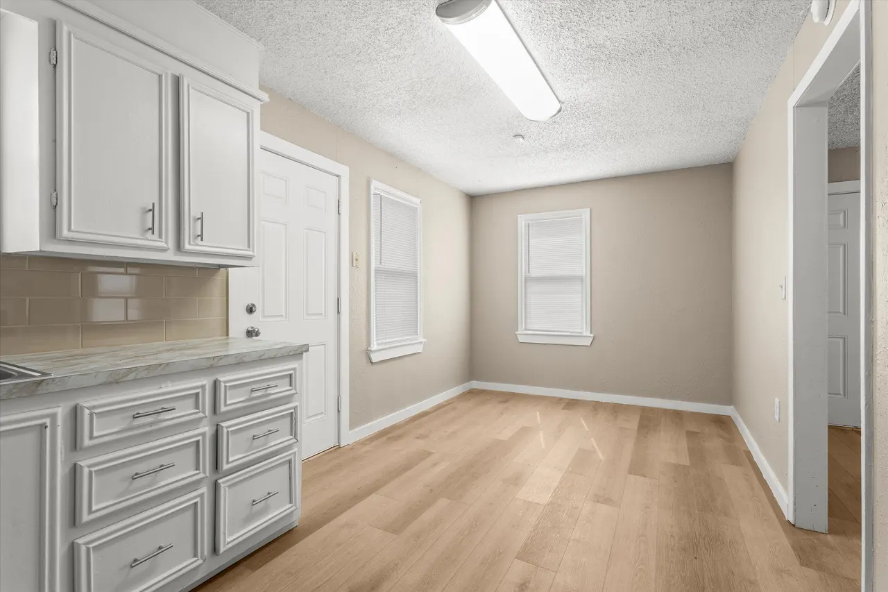 Photo 9 — 1209 13th Street, Levelland, TX 79336