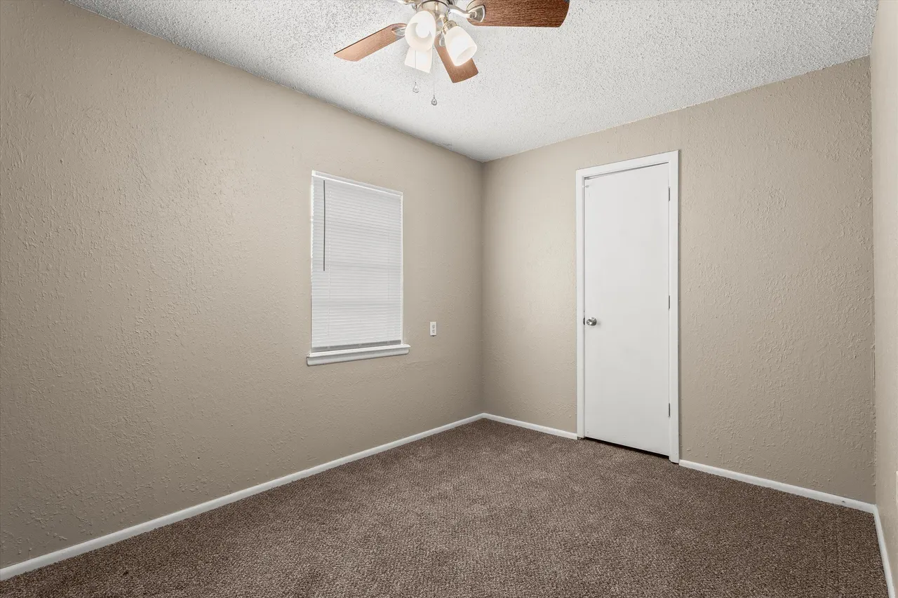 Photo 10 — 1209 13th Street, Levelland, TX 79336
