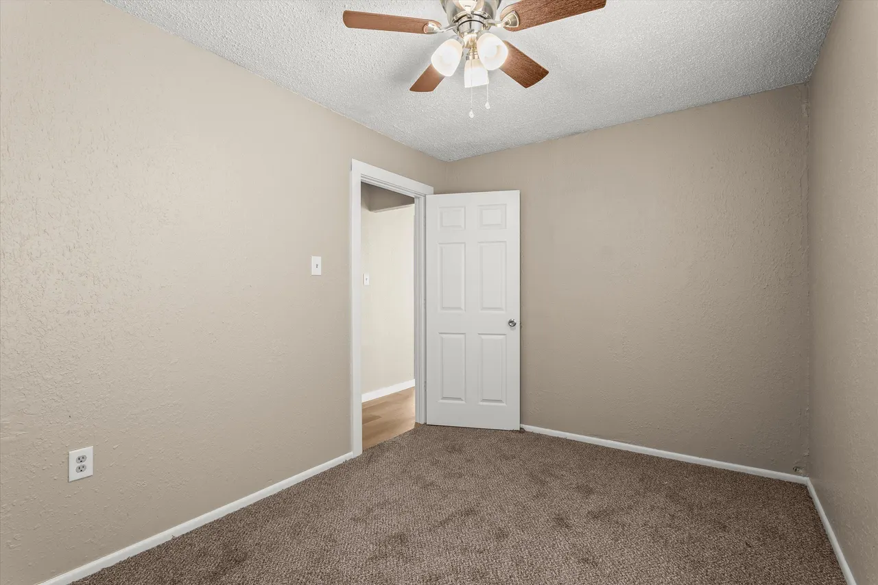 Photo 11 — 1209 13th Street, Levelland, TX 79336