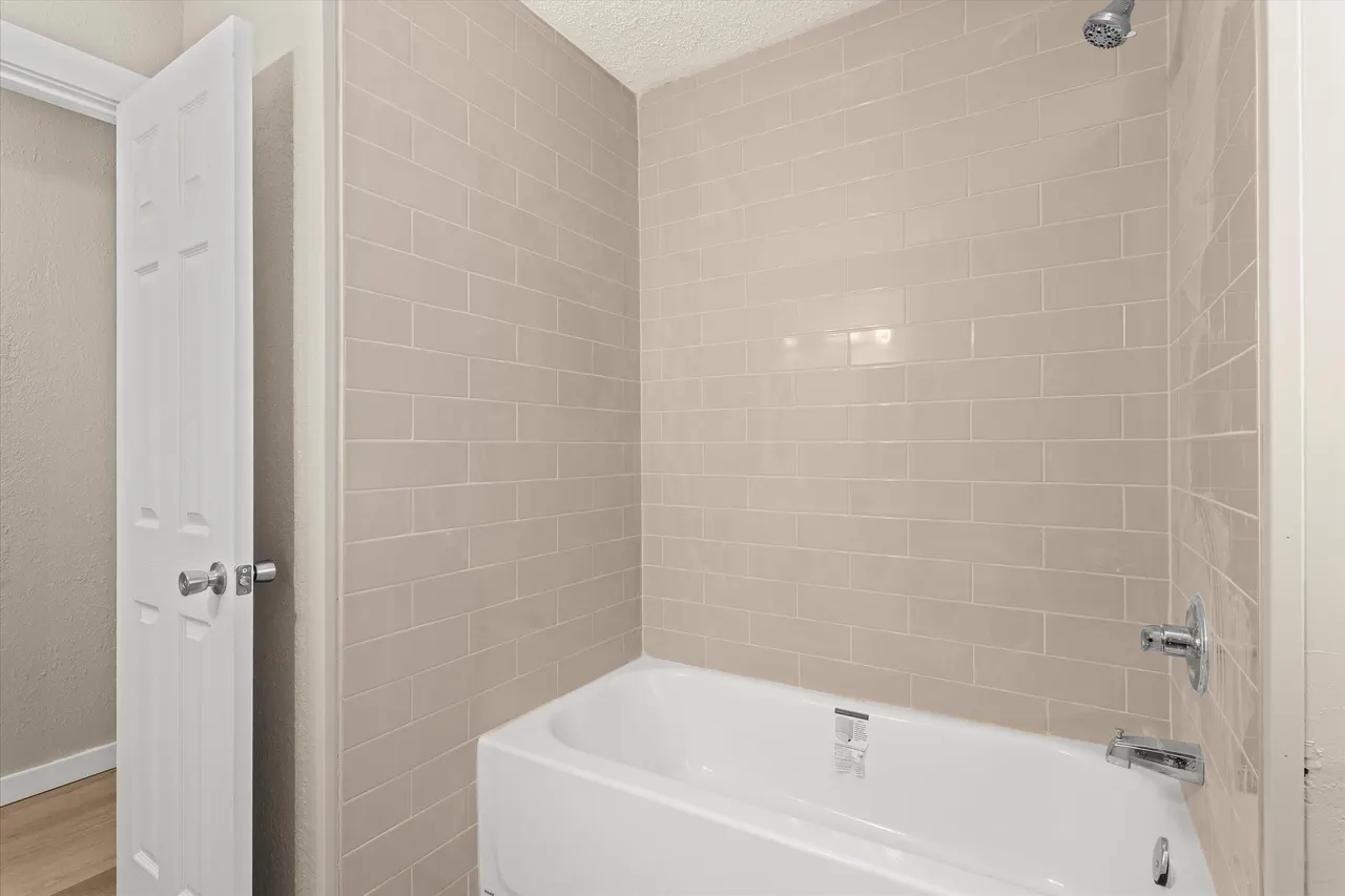 Photo 13 — 1209 13th Street, Levelland, TX 79336