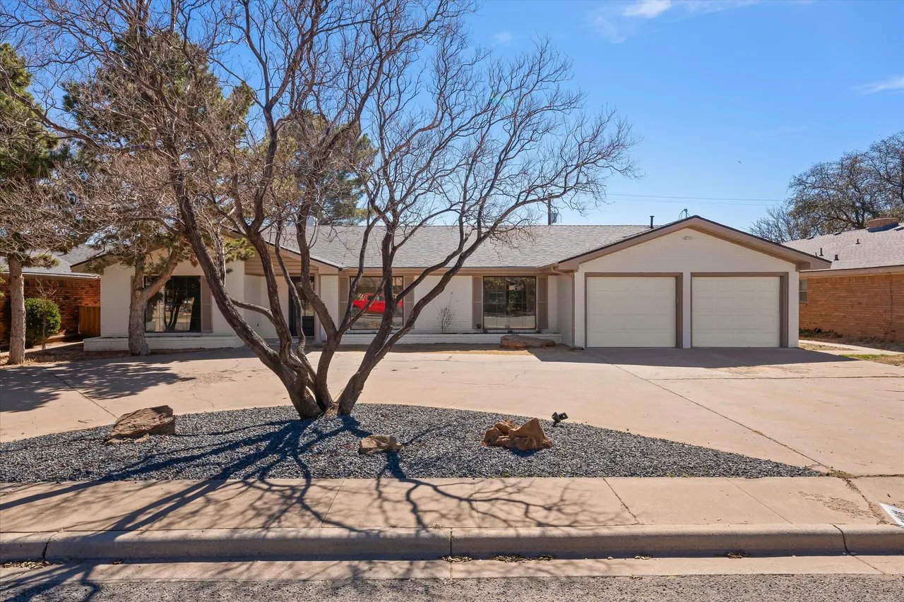 Front exterior — 206 Sandalwood Lane, Levelland, TX 79336