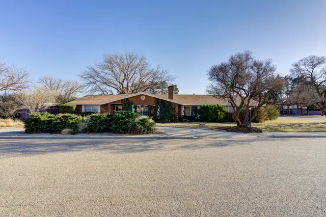 Front exterior — 509 18th Street, Seagraves, TX 79359