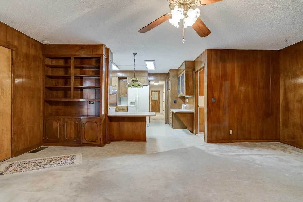 Photo 11 — 509 18th Street, Seagraves, TX 79359