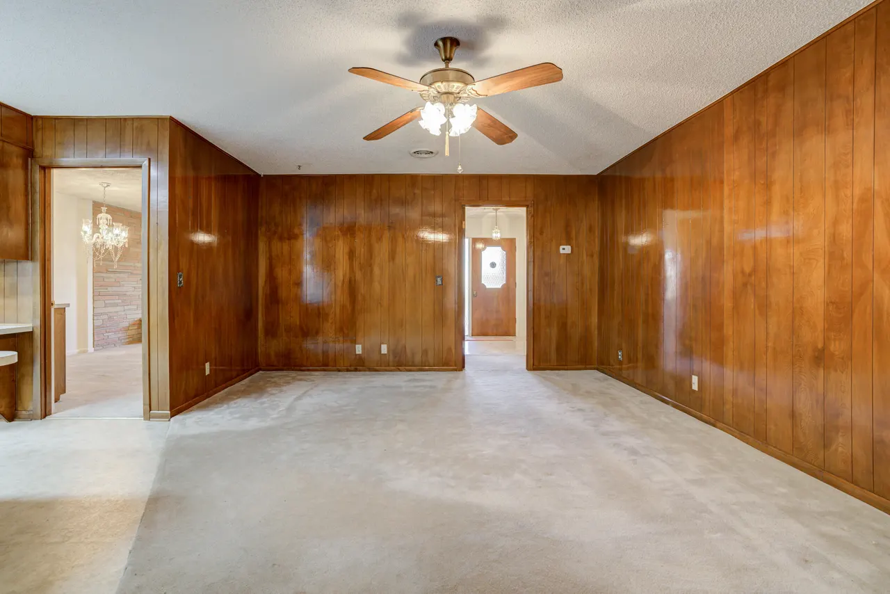 Photo 12 — 509 18th Street, Seagraves, TX 79359