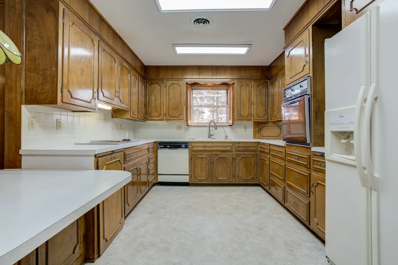 Photo 14 — 509 18th Street, Seagraves, TX 79359