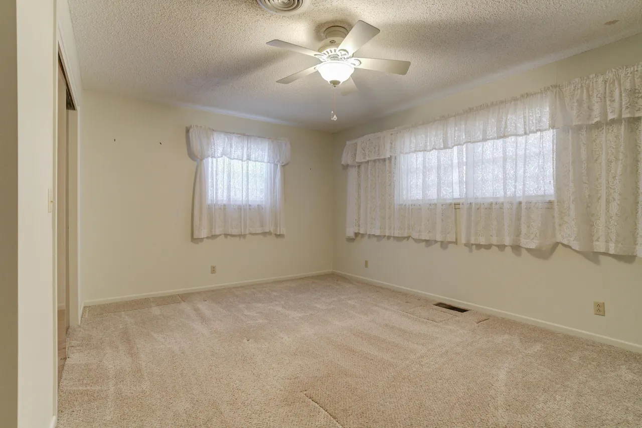 Photo 21 — 509 18th Street, Seagraves, TX 79359