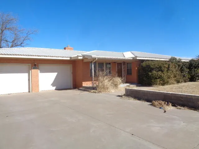 Front exterior — 6117 E FM 40, Lubbock, TX 79403