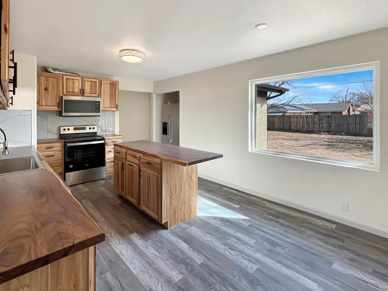 Photo 4 — 1212 9th Street, Shallowater, TX 79363